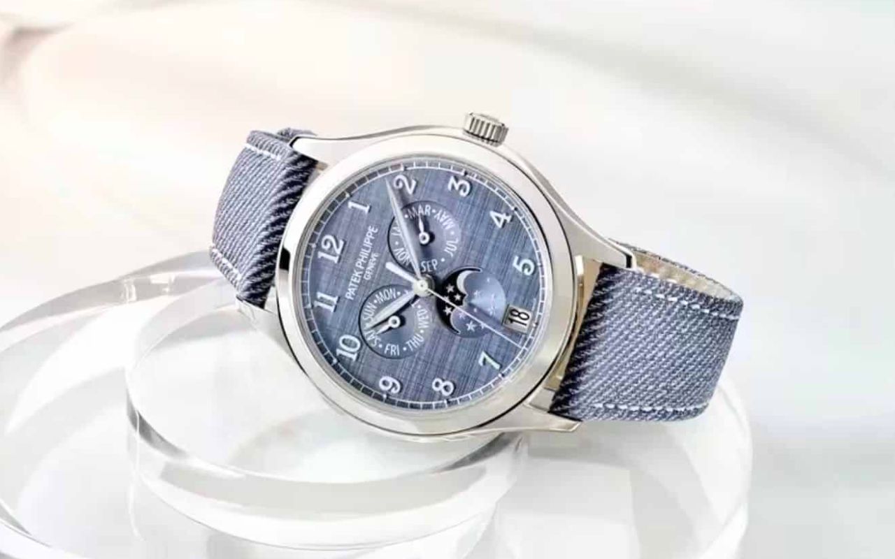 This new Patek Philippe 4946G-001 mixes luxury gold with a casual denim look and it’s surprisingly bold