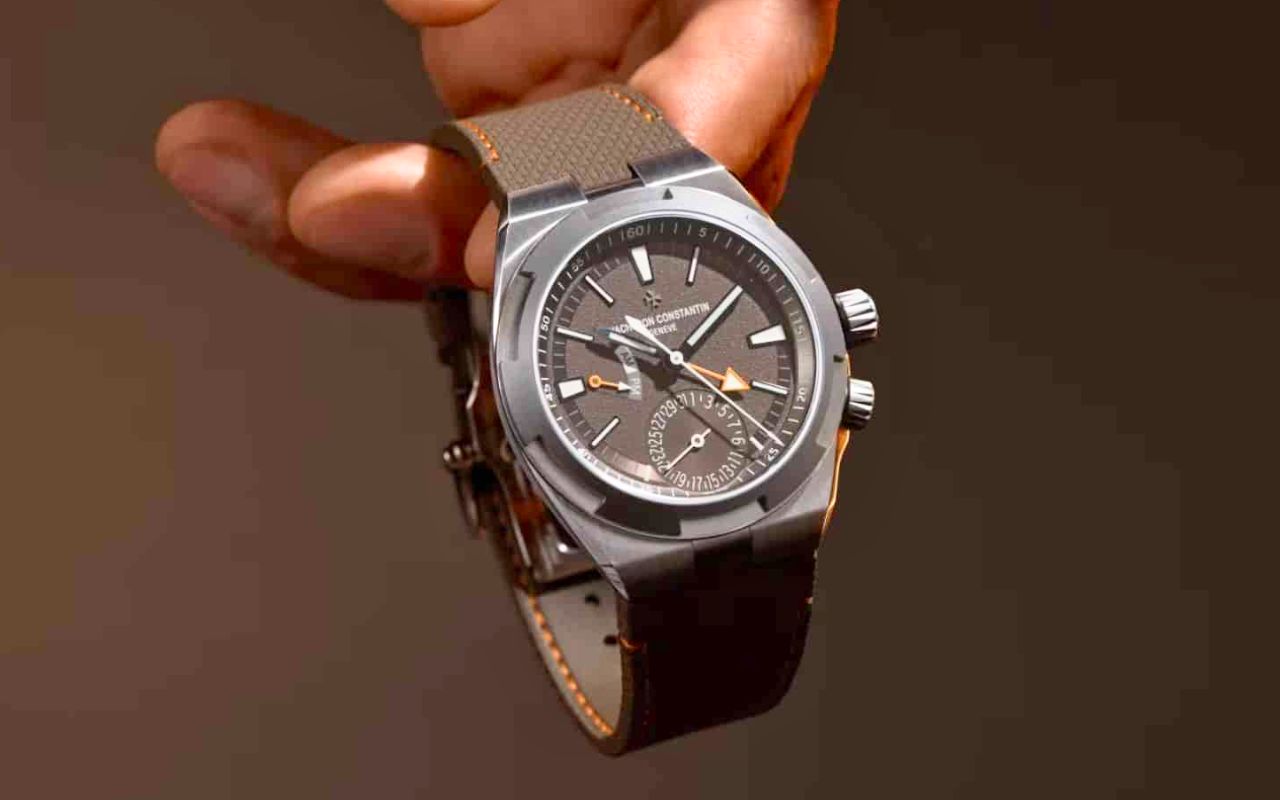 Vacheron Constantin updates Everest-tested Overseas dual time with cardinal points